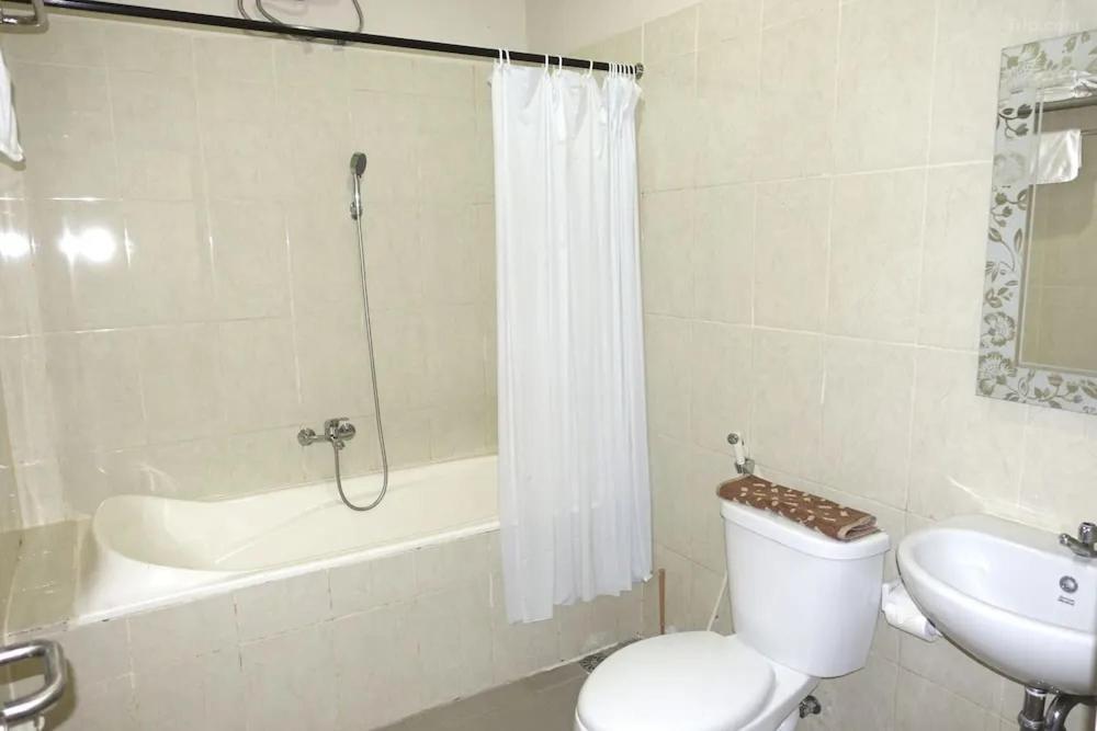 Tuban Torres Accommodation Kuta Lombok Eksteriør billede