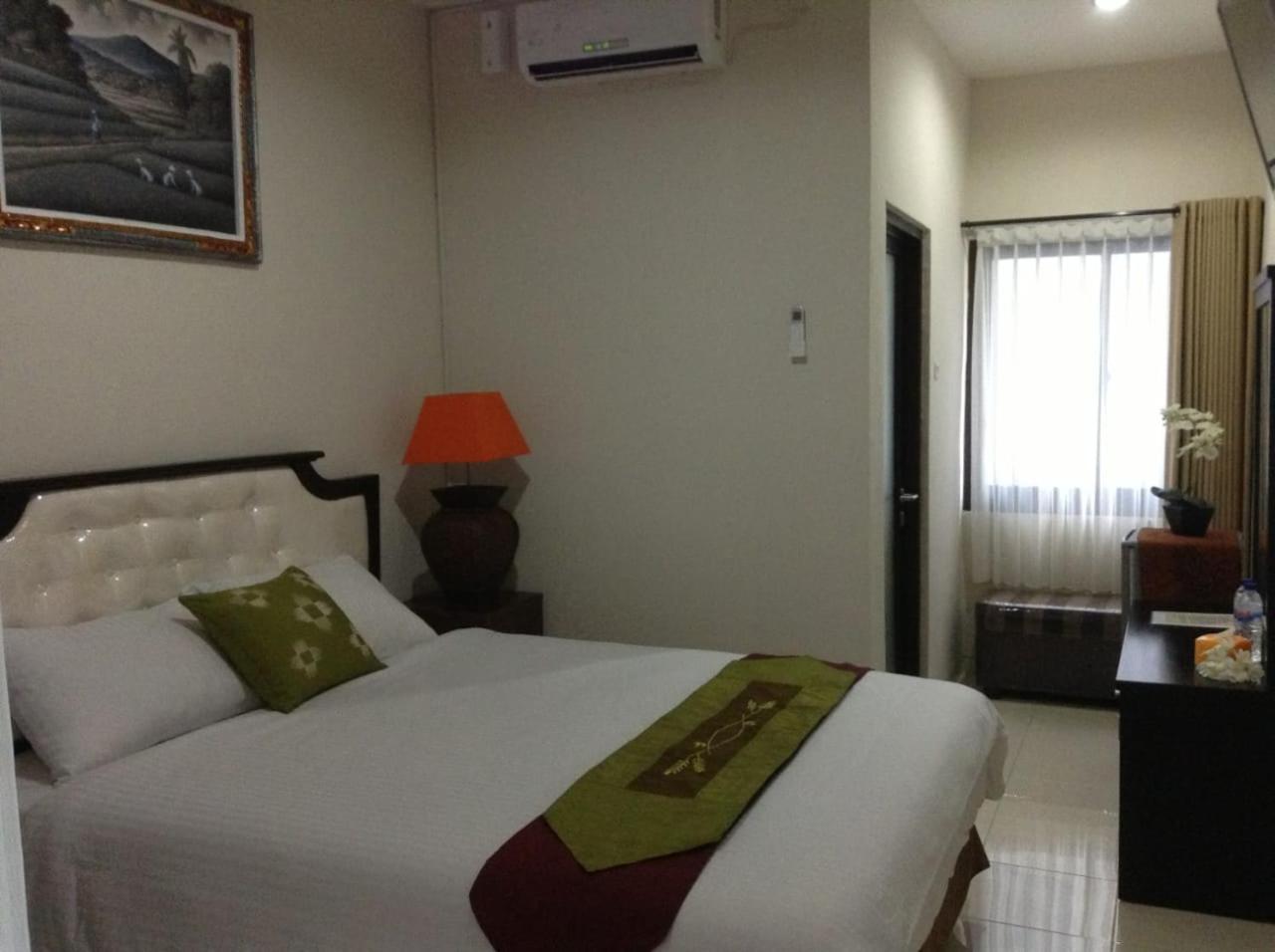 Tuban Torres Accommodation Kuta Lombok Eksteriør billede